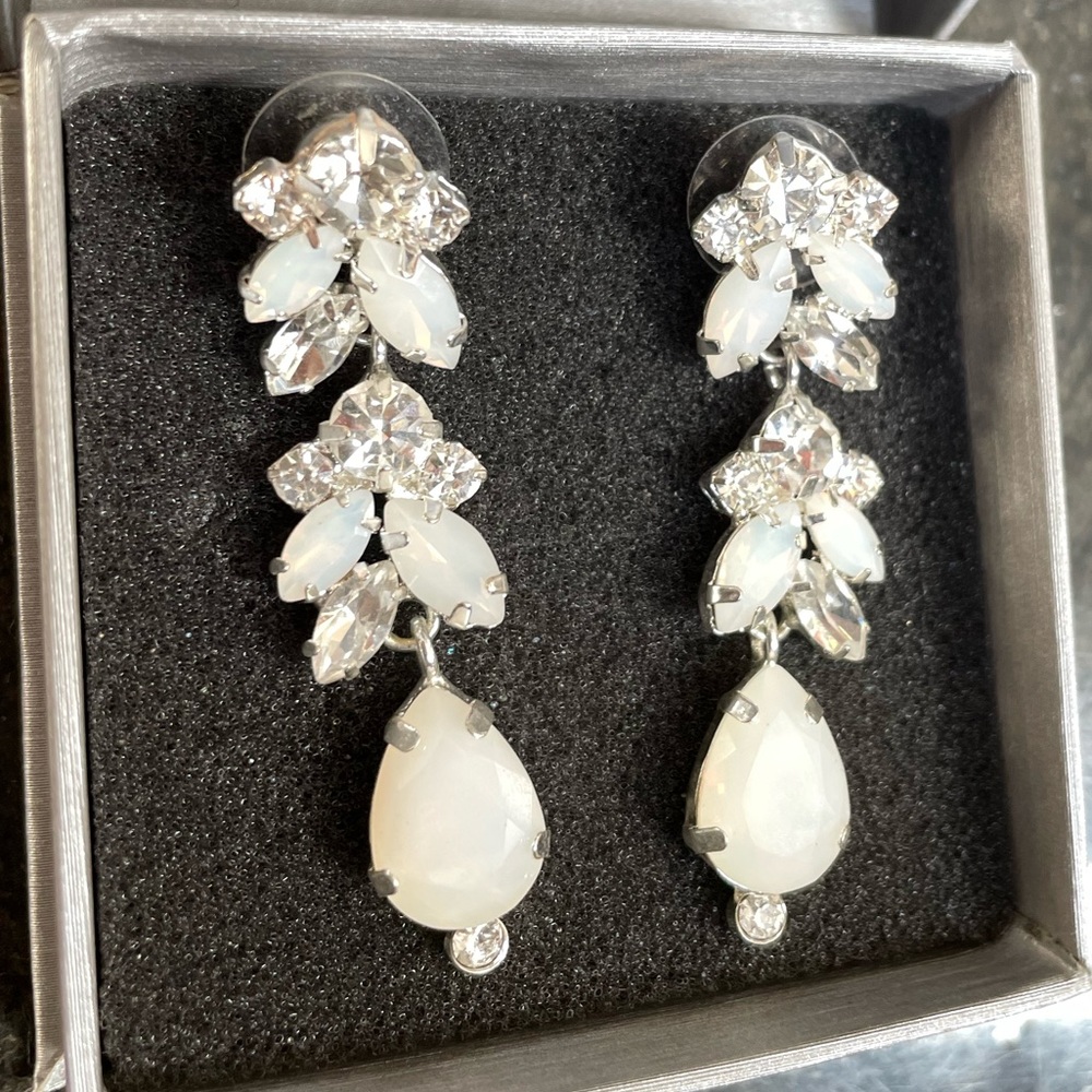Bridal earrings